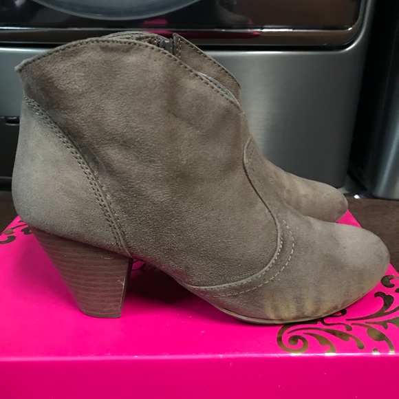 Booties - Picture 2 of 5